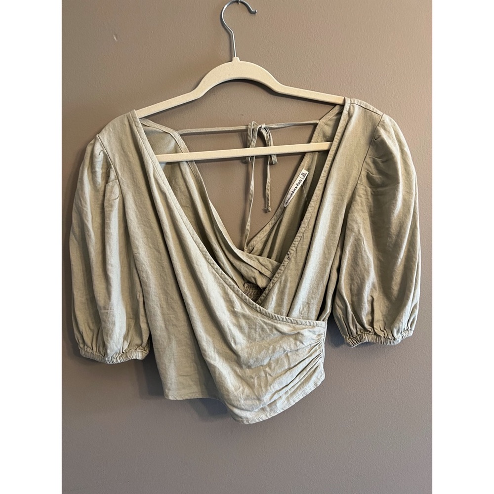 Abercrombie and fitch cream wrap around blouse